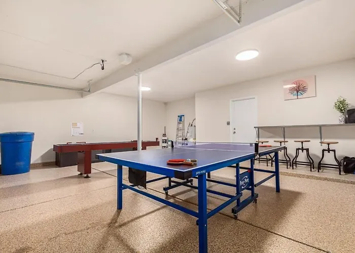 Holiday home Solstice On Summit Family Retreat-pool-putt Grn-sleeps 10 *
