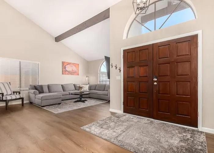 Solstice On Summit Family Retreat-pool-putt Grn-sleeps 10 *