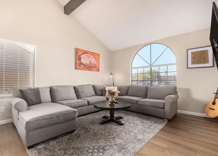 Solstice On Summit Family Retreat-pool-putt Grn-sleeps 10 Chandler