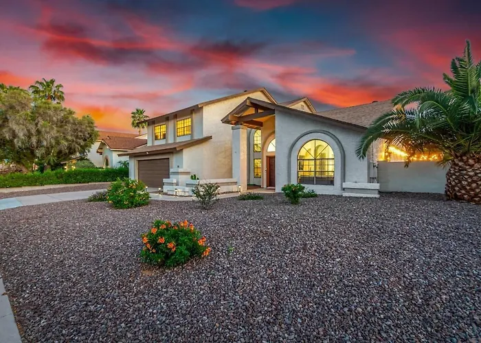 Solstice On Summit Family Retreat-pool-putt Grn-sleeps 10 Chandler
